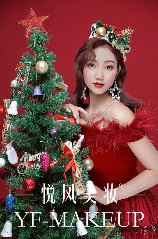 刷爆朋友圈的圣誕妝容